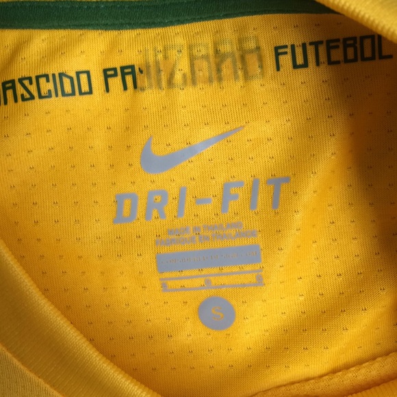 Brasil Home Jersey-OPEN TO OFFERS!😊💵💵 - Picture 11 of 11